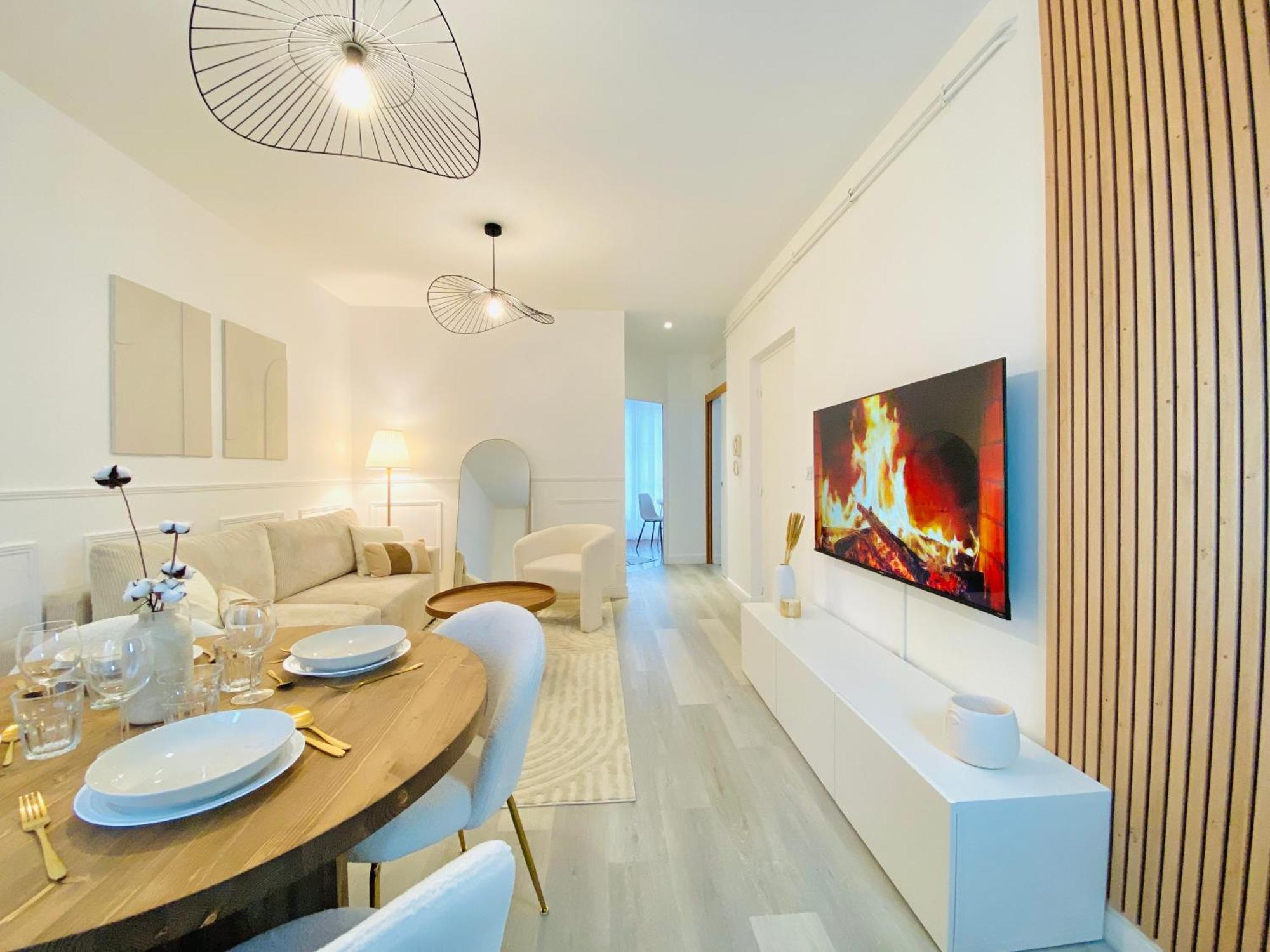 Le Subtil - Best Keys - Elegance & Confort - 2 Chambres Separees - Lit Queen Size - Smart Tv Netflix - Entre Gare & Centre Ville - A 1H De Paris - Wifi Fibre - Check-In Autonome Sens Exteriör bild
